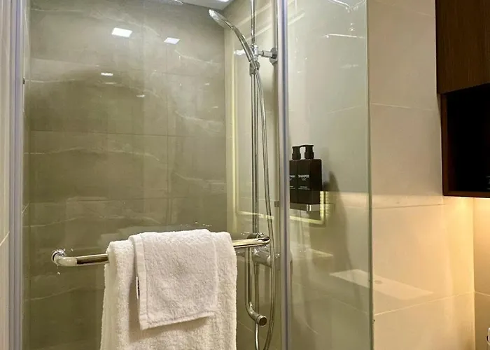 Luxury 3 At Park Mckinley West