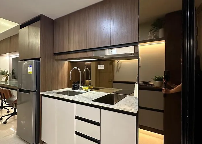 Luxury 3 At Park Mckinley West